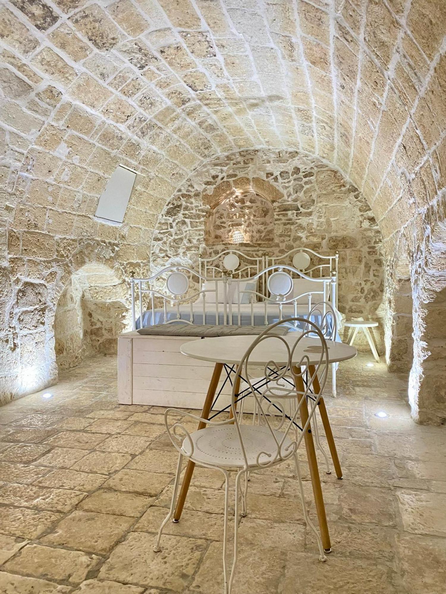 Pietrabianca Suite Модуньо Екстер'єр фото